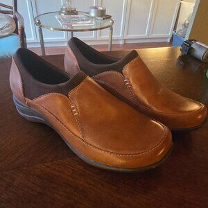 Hush Puppies, Epic Slip On, Tan Womens 8.5